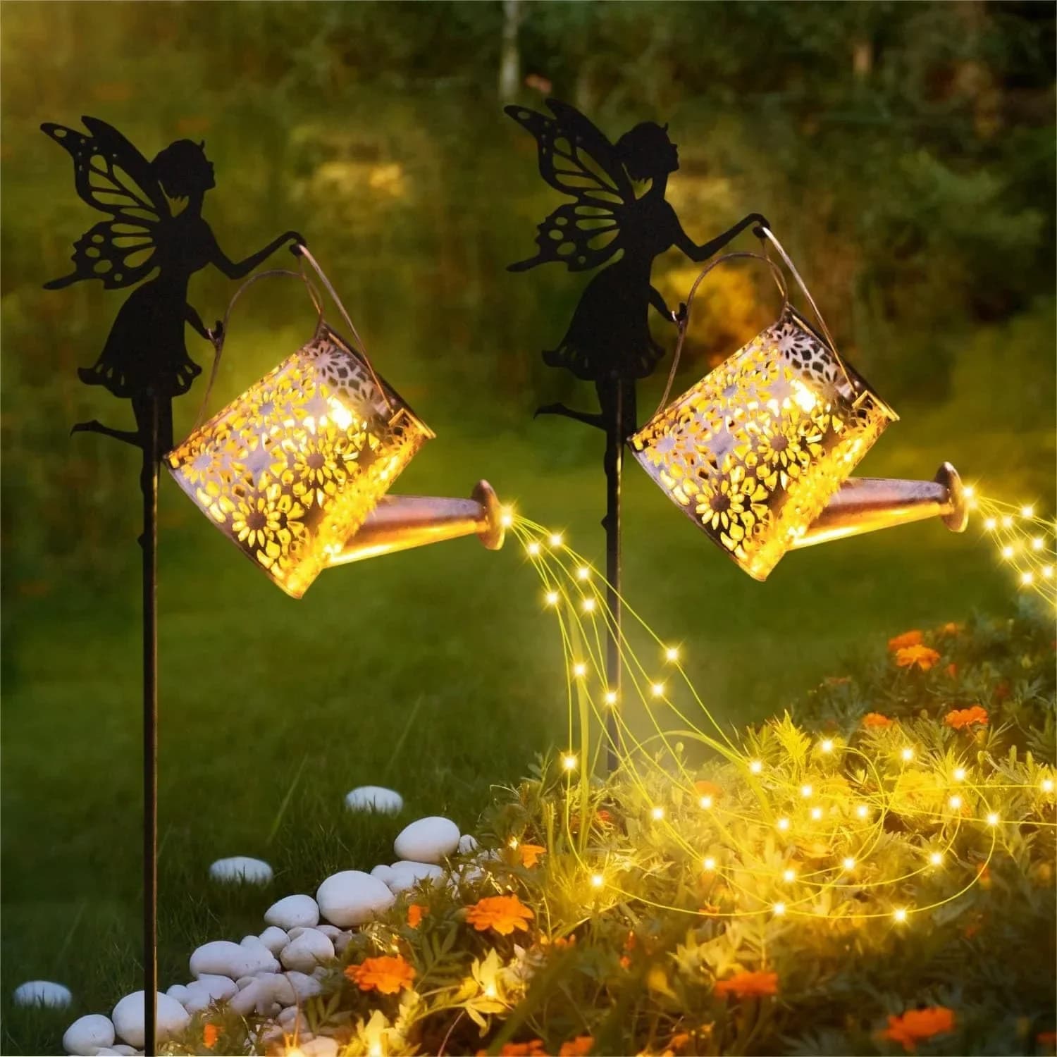 Luci Solari a Forma di Annaffiatoio per Decorazione Giardino, Set da 2 Luci Esterne Retrò in Metallo con Luci a Filo