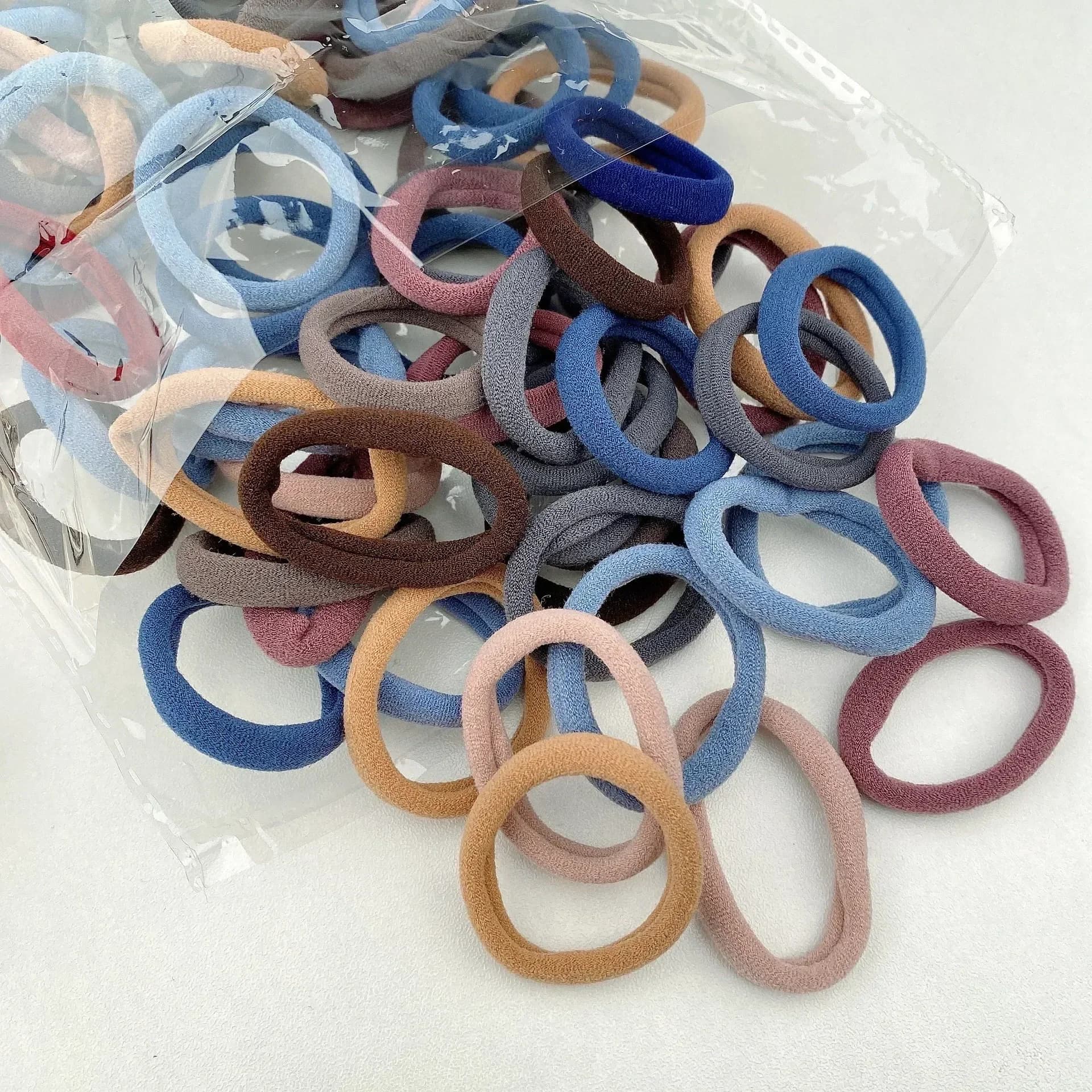 Women's Fashionable and Simple High Elasticity Nylon Ring Four Seasons Access Soft and Non Damaging Charm and Horsetail Hair String