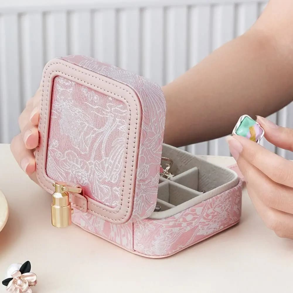 Jewelry Packing Box With Embroidery Flower Necklace Earrings Jewelry Display Box Jewellery Case with Large Capacity Organizer
